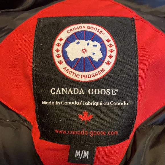 Canada Goose Winter Red Jacket - Picture 4 of 7